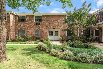 You will feel Right at Home in the Lovely Oversized Apartment on Bethpage State Park Golf Course - Black in New York - for sale on GolfHomes.com, golf home, golf lot