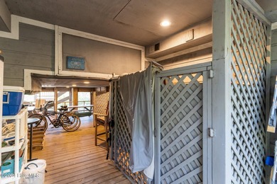 Looking for an opportunity to own a beautiful creek and marsh on Bald Head Island Golf Club in North Carolina - for sale on GolfHomes.com, golf home, golf lot