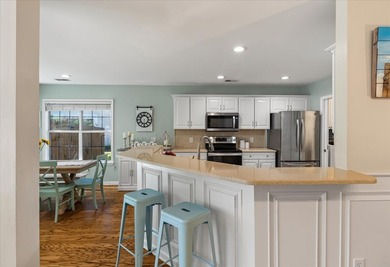 PRICED TO SELL AT $35,000 BELOW COMPARABLE HOMES, this is an on Legend Oaks Plantation Golf Club in South Carolina - for sale on GolfHomes.com, golf home, golf lot