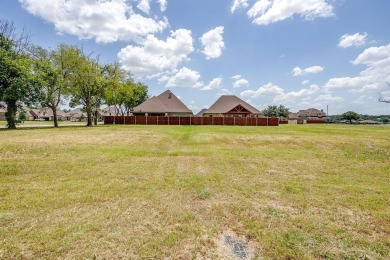 Welcome to Granbury's Beautiful 55+ neighborhood located in on Harbor Lakes Golf Club in Texas - for sale on GolfHomes.com, golf home, golf lot