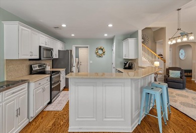 PRICED TO SELL AT $35,000 BELOW COMPARABLE HOMES, this is an on Legend Oaks Plantation Golf Club in South Carolina - for sale on GolfHomes.com, golf home, golf lot