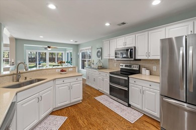 PRICED TO SELL AT $35,000 BELOW COMPARABLE HOMES, this is an on Legend Oaks Plantation Golf Club in South Carolina - for sale on GolfHomes.com, golf home, golf lot