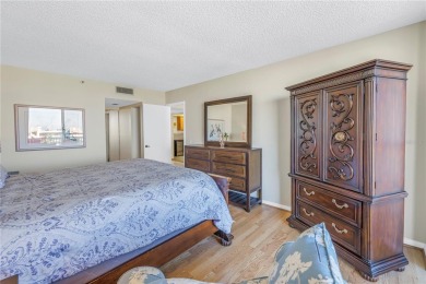 This is a move in ready, fully furnished, 2/2 Condo in the most on Isla Del Sol Yacht and Country Club in Florida - for sale on GolfHomes.com, golf home, golf lot