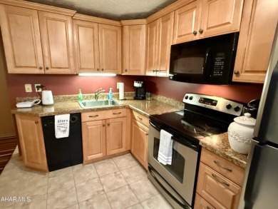 2 bed 2 bath condo in the Allegheny Mountains at Blue Knob All on Blue Knob Rec Area Golf Course in Pennsylvania - for sale on GolfHomes.com, golf home, golf lot