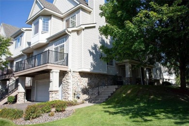 Desirable end unit in great Eagle Trace neighborhood. 2 car on Eagle Valley Golf Course in Minnesota - for sale on GolfHomes.com, golf home, golf lot