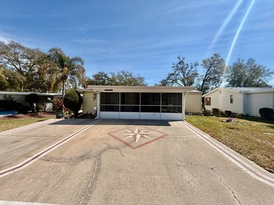 Home is located in Water Oak Country Club Estates in Lady Lake on Water Oak Country Club Estates in Florida - for sale on GolfHomes.com, golf home, golf lot