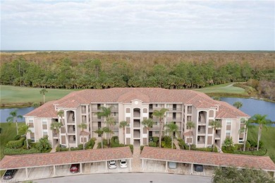COLONADE MODEL / END UNIT / TOP FLOOR .This exquisite 2-bedroom on Heritage Bay Golf Course in Florida - for sale on GolfHomes.com, golf home, golf lot