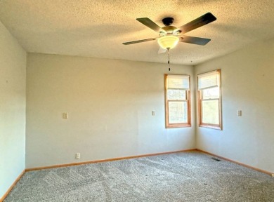 Take a look at this charming home! It offers 3 bedrooms, with a on Shenandoah Golf Course in Iowa - for sale on GolfHomes.com, golf home, golf lot