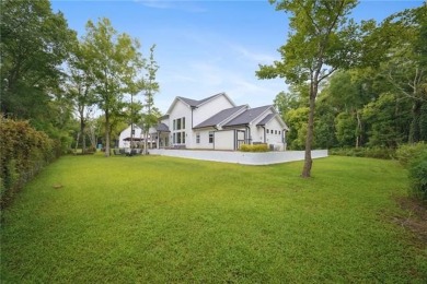 Built with precision just 3.5 years ago, this impeccably on English Turn Golf and Country Club in Louisiana - for sale on GolfHomes.com, golf home, golf lot
