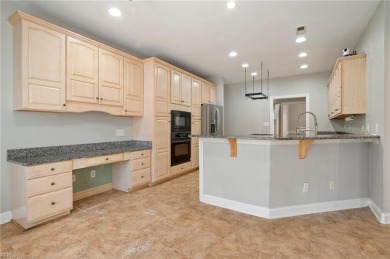 The floor plan at 180 Heritage Point offers mostly main floor on Fords Colony Country Club in Virginia - for sale on GolfHomes.com, golf home, golf lot