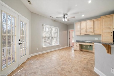 The floor plan at 180 Heritage Point offers mostly main floor on Fords Colony Country Club in Virginia - for sale on GolfHomes.com, golf home, golf lot