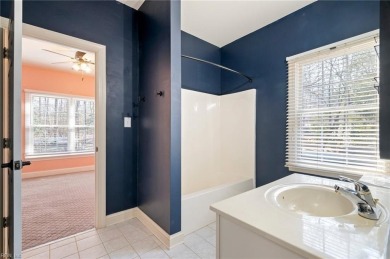 The floor plan at 180 Heritage Point offers mostly main floor on Fords Colony Country Club in Virginia - for sale on GolfHomes.com, golf home, golf lot