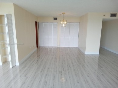 Motivated sellers!! Offering this 1475 sf Beautiful 3/2 on Pembroke Lakes Golf Club in Florida - for sale on GolfHomes.com, golf home, golf lot