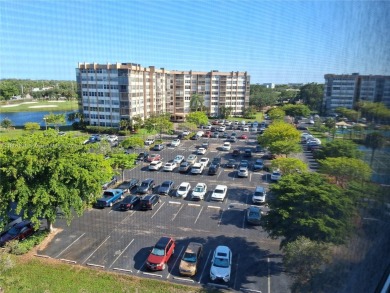 Motivated sellers!! Offering this 1475 sf Beautiful 3/2 on Pembroke Lakes Golf Club in Florida - for sale on GolfHomes.com, golf home, golf lot