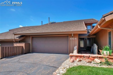 The Living Is Easy...In this contemporary 2 bed/2 bath townhome on Kissing Camels Golf Course in Colorado - for sale on GolfHomes.com, golf home, golf lot