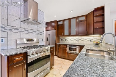 The Living Is Easy...In this contemporary 2 bed/2 bath townhome on Kissing Camels Golf Course in Colorado - for sale on GolfHomes.com, golf home, golf lot