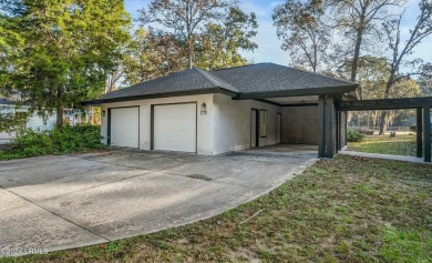 Stunning Sprawling Ranch Home on the Golf Course! Discover your on Ladys Island Country Club in South Carolina - for sale on GolfHomes.com, golf home, golf lot