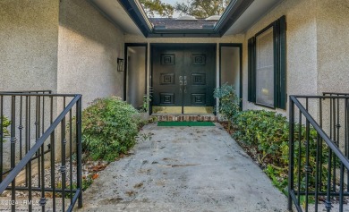 Stunning Sprawling Ranch Home on the Golf Course! Discover your on Ladys Island Country Club in South Carolina - for sale on GolfHomes.com, golf home, golf lot