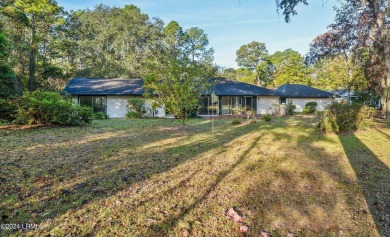 Stunning Sprawling Ranch Home on the Golf Course! Discover your on Ladys Island Country Club in South Carolina - for sale on GolfHomes.com, golf home, golf lot