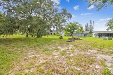 Welcome to this charming 2 bedroom, 2 bath home in the desirable on Beacon Woods Golf Club in Florida - for sale on GolfHomes.com, golf home, golf lot