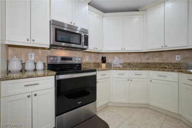 Beautiful 3 bedroom end unit condo in Lexington Country Club's on Lexington Country Club in Florida - for sale on GolfHomes.com, golf home, golf lot