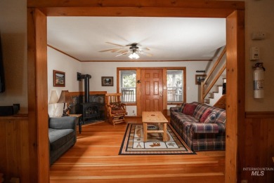 Charming In-Town McCall Retreat with Rustic Flair! Step into the on McCall Municipal Golf Course in Idaho - for sale on GolfHomes.com, golf home, golf lot