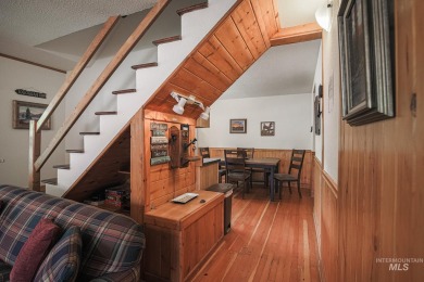 Charming In-Town McCall Retreat with Rustic Flair! Step into the on McCall Municipal Golf Course in Idaho - for sale on GolfHomes.com, golf home, golf lot