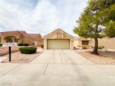 Well-maintained 2-bedroom, 2-bath home in the 55+ community of on Highland Falls Golf Club in Nevada - for sale on GolfHomes.com, golf home, golf lot