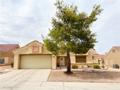Well-maintained 2-bedroom, 2-bath home in the 55+ community of on Highland Falls Golf Club in Nevada - for sale on GolfHomes.com, golf home, golf lot