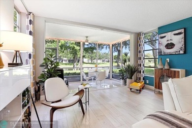 LOOK AT THIS GEM NESTLED IN PALM AIRE COUNTRY CLUB!! ALL AGES on Palm-Aire Country Club and Resort - The Oaks in Florida - for sale on GolfHomes.com, golf home, golf lot