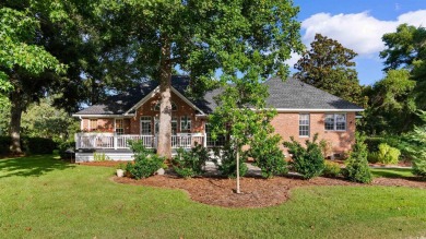 Gracious Southern Living in Prestigious Willbrook Plantation! on Willbrook Plantation Golf Club in South Carolina - for sale on GolfHomes.com, golf home, golf lot