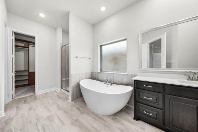 **HUGE PRICE IMPROVEMENT!  PRICE REDUCED $100K!!**  This on Heath Golf and Yacht Club in Texas - for sale on GolfHomes.com, golf home, golf lot