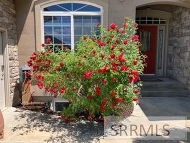 Tucked near Sage Lakes Golf Course, this timeless home offers a on Sage Lakes Municipal Golf Course in Idaho - for sale on GolfHomes.com, golf home, golf lot