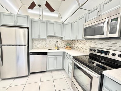 Spacious condo in the heart of Aventura at 3301 N Country Club on Turnberry Isle Resort and Club in Florida - for sale on GolfHomes.com, golf home, golf lot