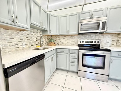 Spacious condo in the heart of Aventura at 3301 N Country Club on Turnberry Isle Resort and Club in Florida - for sale on GolfHomes.com, golf home, golf lot