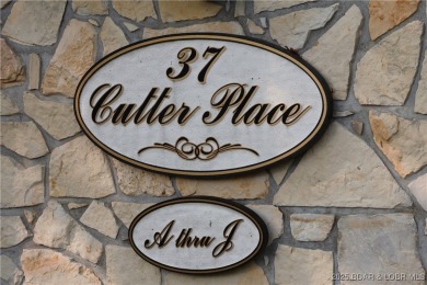 Ready to enjoy some peace and quiet but still so close to all of on The Oaks Golf Course in Missouri - for sale on GolfHomes.com, golf home, golf lot