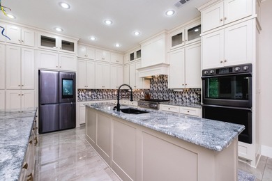 Welcome to 20 Accadia Court, a stunning turn-key estate nestled on Chenal Country Club - Bear Den Mountain in Arkansas - for sale on GolfHomes.com, golf home, golf lot