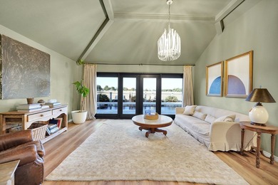 ABSOLUTELY STUNNING DESIGNER'S PERSONAL HOME ALONG THE GOLF on Green Tree Country Club in Texas - for sale on GolfHomes.com, golf home, golf lot