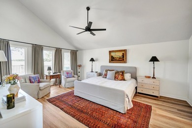 ABSOLUTELY STUNNING DESIGNER'S PERSONAL HOME ALONG THE GOLF on Green Tree Country Club in Texas - for sale on GolfHomes.com, golf home, golf lot