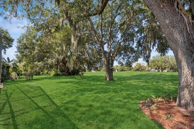 Under contract-accepting backup offers. Florida living at its on Twin Rivers Golf Club in Florida - for sale on GolfHomes.com, golf home, golf lot