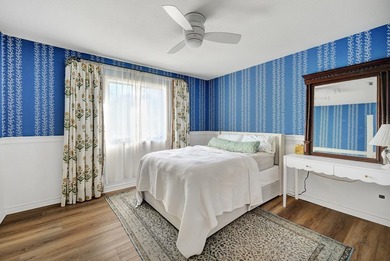 ABSOLUTELY STUNNING DESIGNER'S PERSONAL HOME ALONG THE GOLF on Green Tree Country Club in Texas - for sale on GolfHomes.com, golf home, golf lot