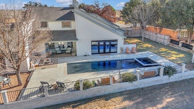 ABSOLUTELY STUNNING DESIGNER'S PERSONAL HOME ALONG THE GOLF on Green Tree Country Club in Texas - for sale on GolfHomes.com, golf home, golf lot