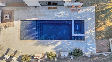 ABSOLUTELY STUNNING DESIGNER'S PERSONAL HOME ALONG THE GOLF on Green Tree Country Club in Texas - for sale on GolfHomes.com, golf home, golf lot