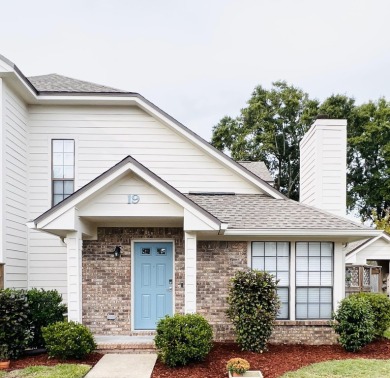 BEAUTIFUL 'beach house' townhome in the coveted Crosswinds on Fort Walton Beach Golf Course in Florida - for sale on GolfHomes.com, golf home, golf lot