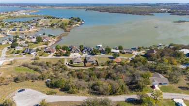 SURVEY READY!! LAKEVIEW!! Vacant lot in the community of Runaway on The Club At Runaway Bay in Texas - for sale on GolfHomes.com, golf home, golf lot