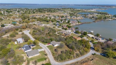 SURVEY READY!! LAKEVIEW!! Vacant lot in the community of Runaway on The Club At Runaway Bay in Texas - for sale on GolfHomes.com, golf home, golf lot