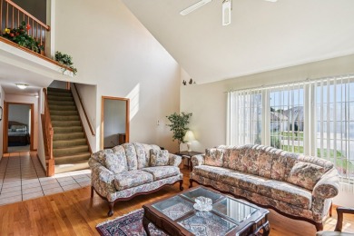 Step into this Amazing custom-built home offering 4 bedrooms and on Lincoln Oaks Golf Course in Illinois - for sale on GolfHomes.com, golf home, golf lot