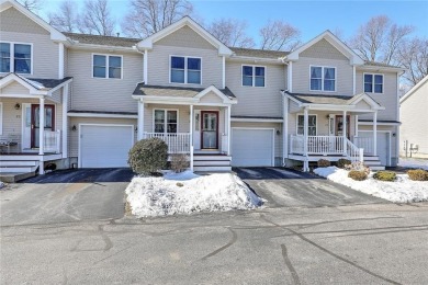 Welcome to this immaculate townhouse in desirable Green View! on Midville Country Club in Rhode Island - for sale on GolfHomes.com, golf home, golf lot