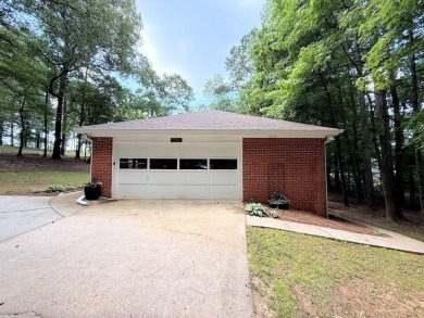 Charming Mid-Century Modern Ranch on a Quiet Corner Lot! Welcome on Fairfield Plantation Golf and Country Club in Georgia - for sale on GolfHomes.com, golf home, golf lot