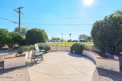 Great opportunity to own this 2 bedroom, 2 bath home with an on Sun City South Golf Course in Arizona - for sale on GolfHomes.com, golf home, golf lot
